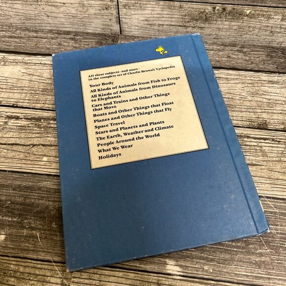 1980s Charlie Brown's Cyclopedia Featuring Stars and Planets Book Volume 8 - Picture 9 of 9